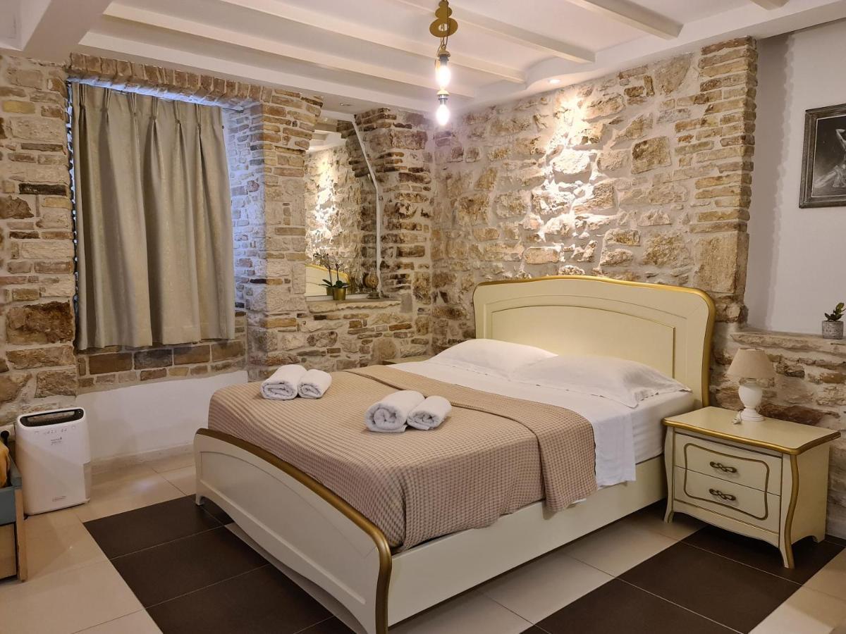 Nj Corfu Liston Apartment