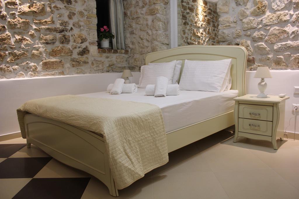 Nj Corfu Liston